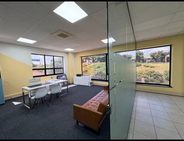 749M² OFFICE TO LET IN MIDRIDGE PARK